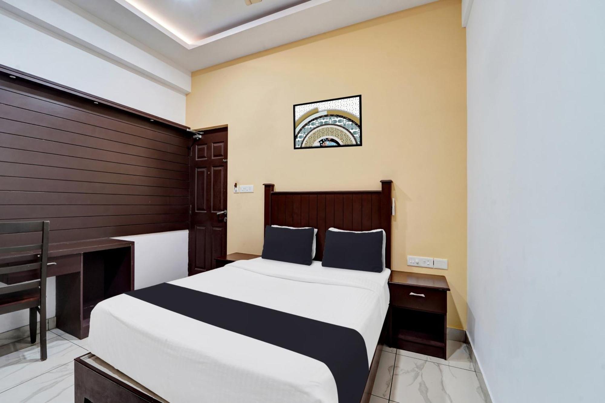 Super Collection O Calvathy Road Near Fort Kochi Ngoại thất bức ảnh