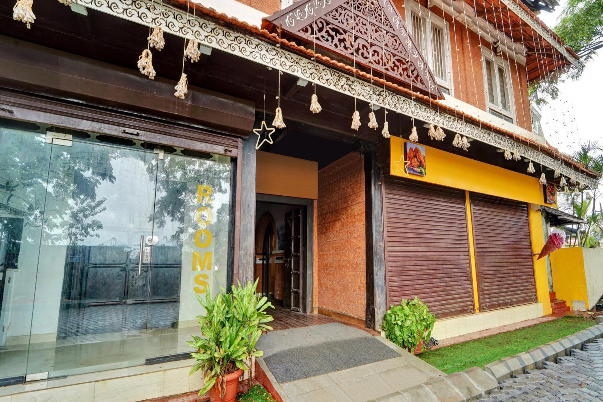 Super Collection O Calvathy Road Near Fort Kochi Ngoại thất bức ảnh